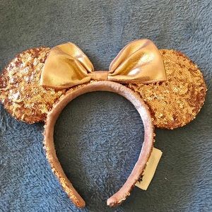 Rose Gold Minnie Mouse Ears
